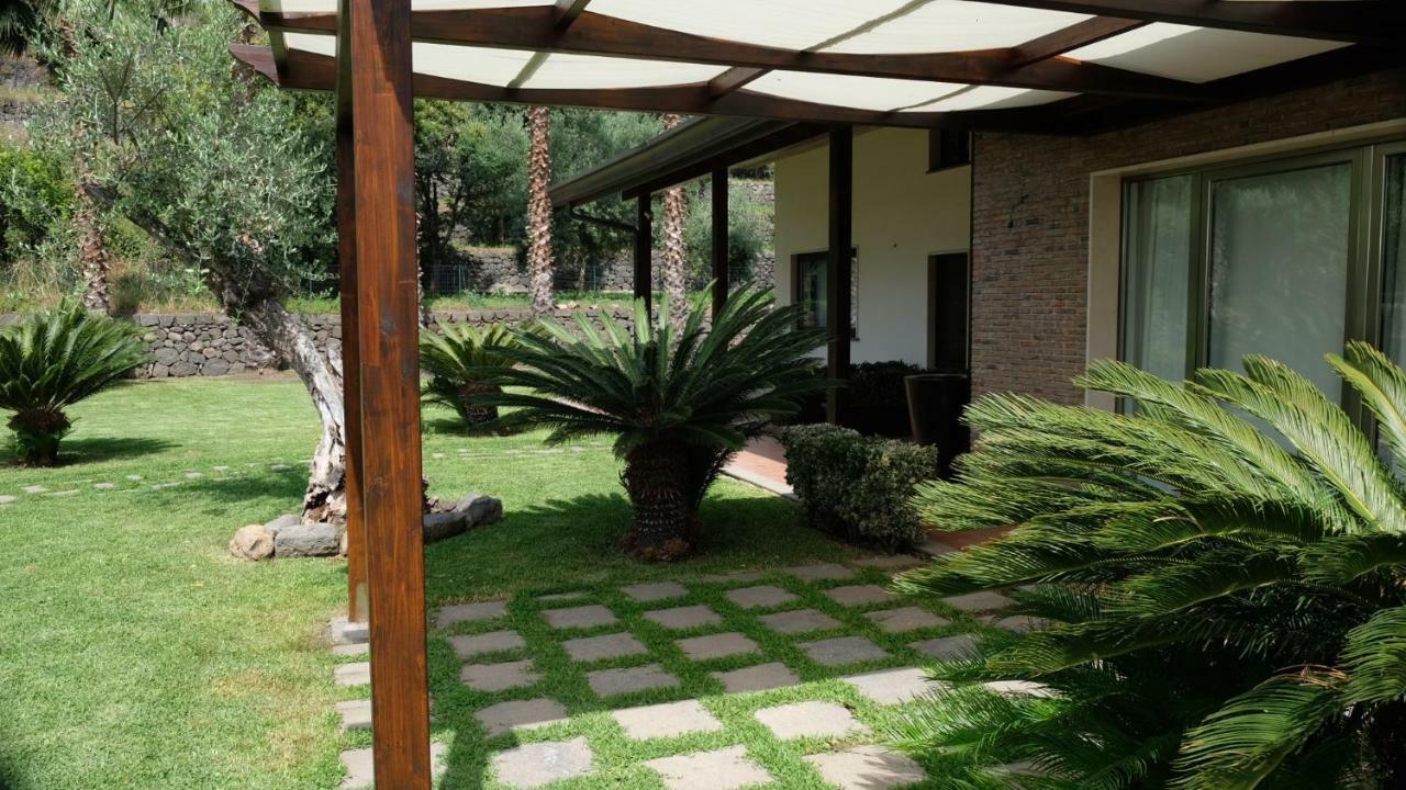 Holiday Homes Borgo Papardo Giarre Exterior photo
