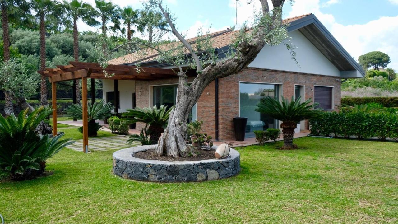 Holiday Homes Borgo Papardo Giarre Exterior photo